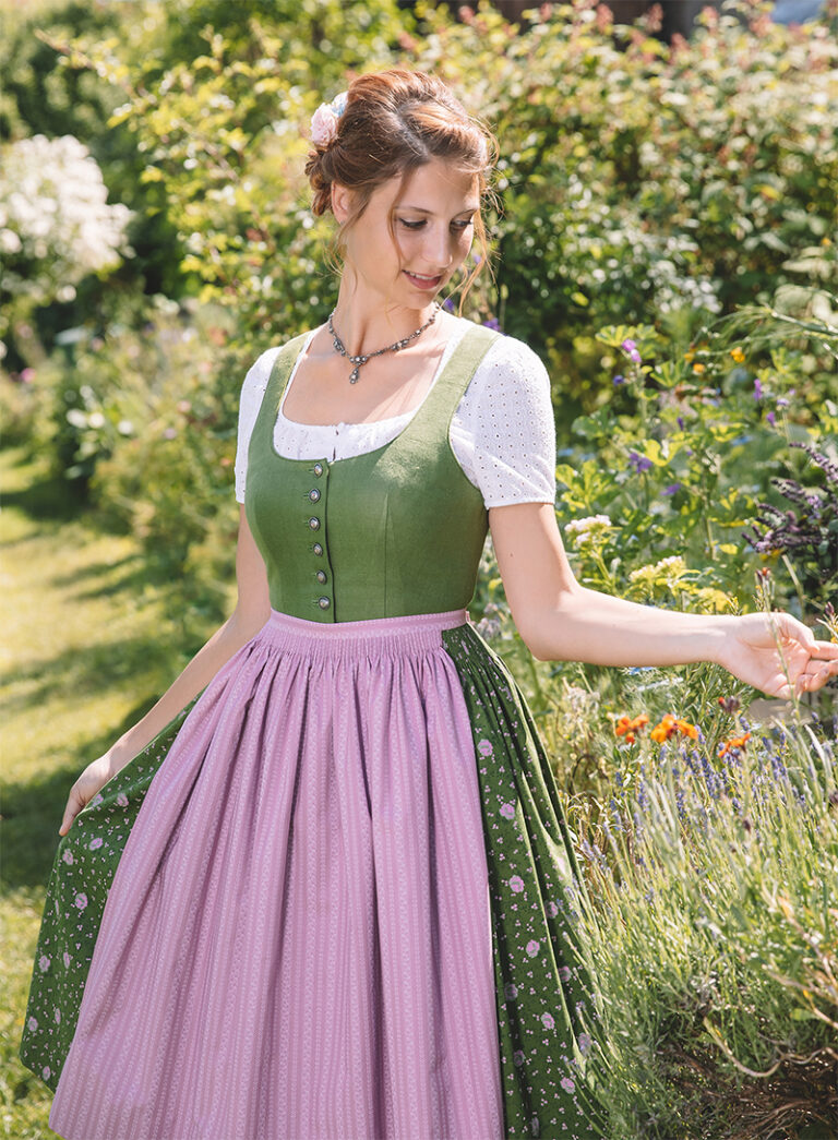 Dirndl "Rosengarten"